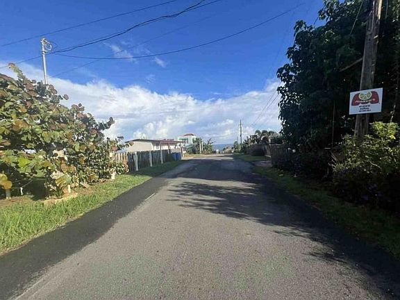 2nd image of Bo Yeguada Calle Remanente