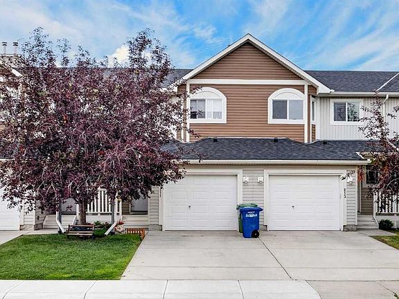 2nd image of 211 Bayside Point NW