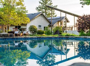 19445 Black Rd, Los Gatos, CA 95033