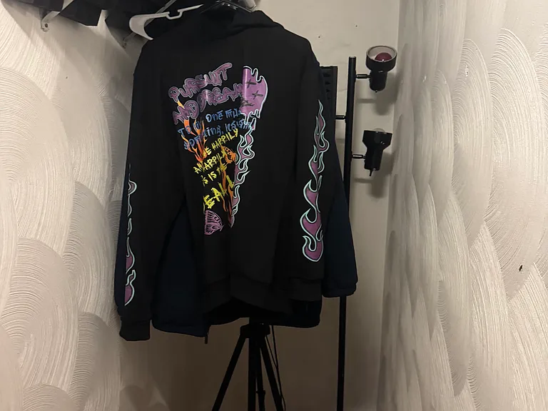 CLOSET IN BEDROOM-COULD BE CONVERTED TO WASHER AND DRYER HOOK UP.