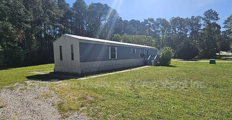 2 bed, 2.0 bath, 952 sqft, $1,375 — Photo 2