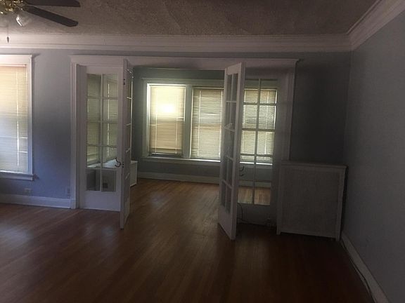 3rd image of 7256 S Coles Ave #1N
