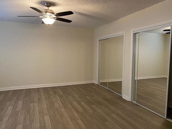 5th image of 415 N Broadway APT 6D
