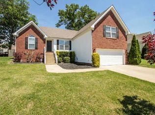 2216 Dewey Dr, Spring Hill, TN 37174