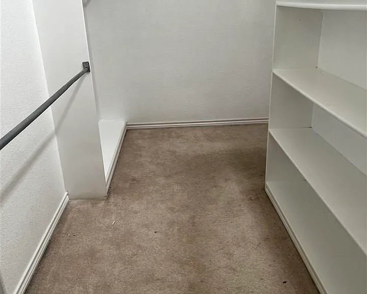 902 Sugarbush Ln — Photo 19