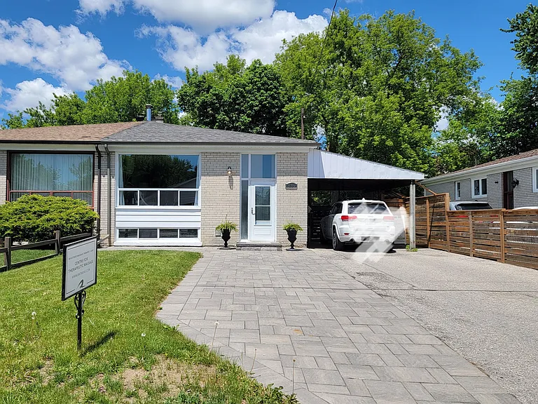 339 Taylor Mills Dr N #BASEMENT — Photo 1