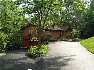 1st image of 1456 Woodridge Dr