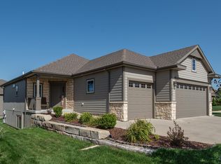 1011 Silver Rain Rd, Lawrence, KS 66049