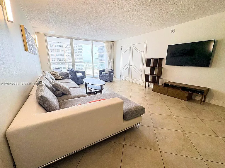 2030 S Ocean Dr #723 — Photo 3