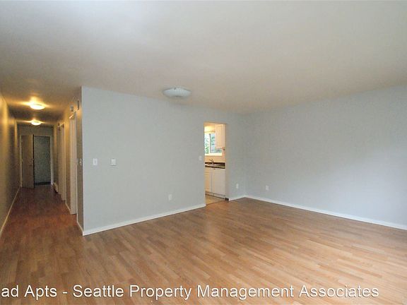 4th image of 1617 E Jefferson St #7512440