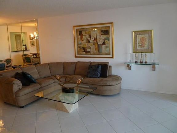 3rd image of 6121 NW Pointe Regal Circle Apt 304