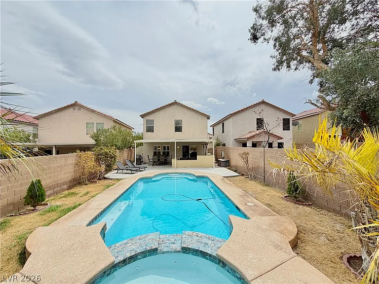 7449 Easingwold Dr — Photo 25