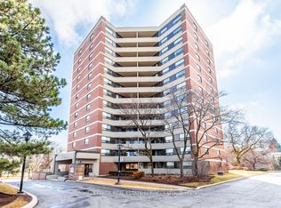 95 La Rose Ave #1404, Toronto, ON M9P 3T2