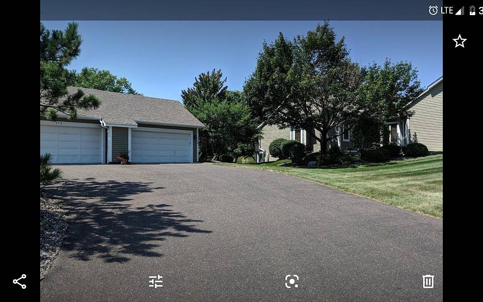 1st image of 972 Winterberry Dr