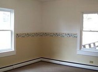 10 N Street Pl, Augusta, ME 04330