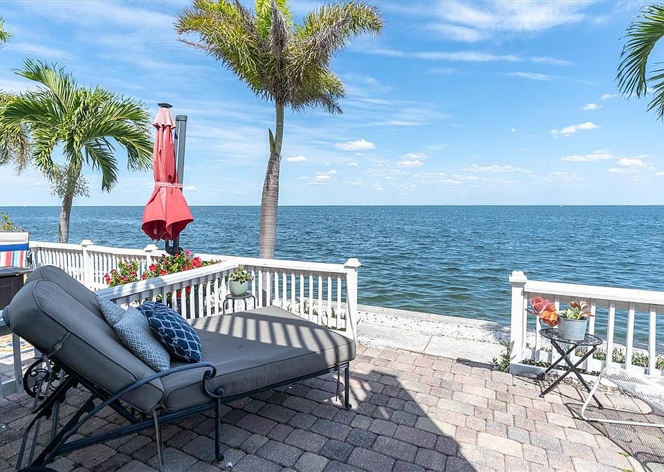 1st image of 4762 COQUINA KEY DRIVE SE