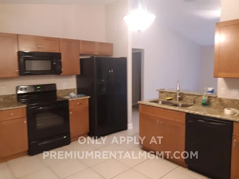5937 Aires Ave — Photo 10