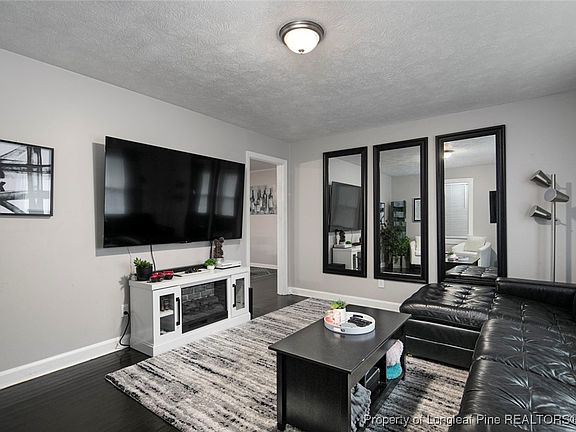 4th image of 2172 Amoora Dr