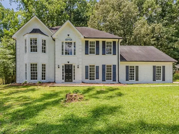 1056 Retner Dr SW, Mableton, GA 30126