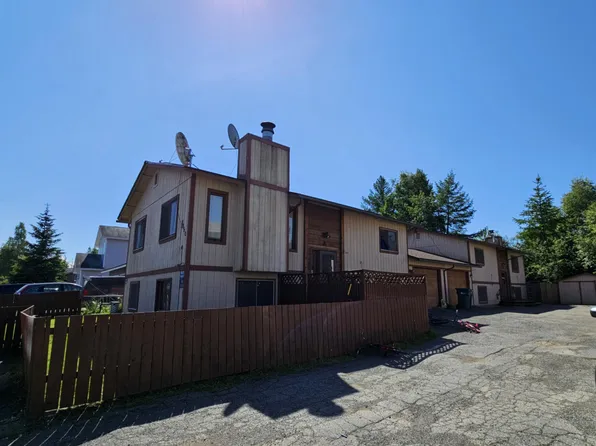 8050 Medellin Cir, Anchorage, AK 99507