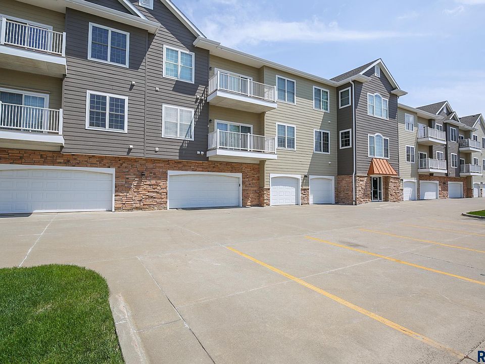 1st image of 6106 S Avalon Ave Unit 301
