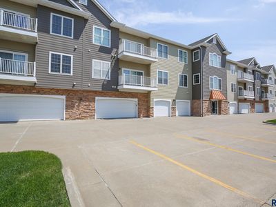 6106 S Avalon Ave Unit 301, Sioux Falls, SD, 57108