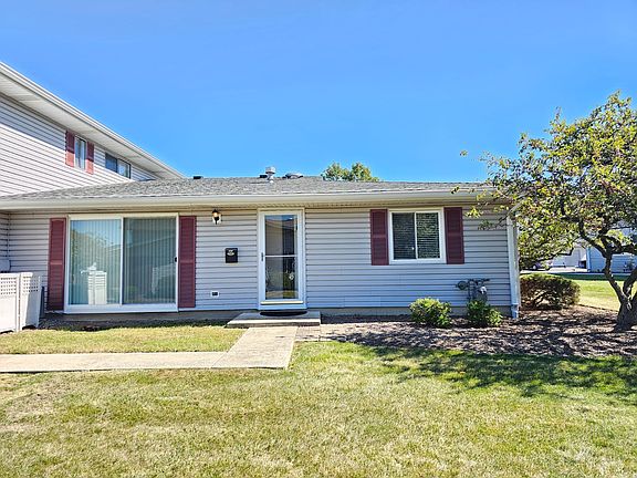 2nd image of 931 Sagamore Dr
