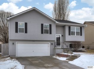 19453 Gail Ave, Omaha, NE 68135