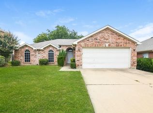 1706 Cancun Dr, Mansfield, TX 76063