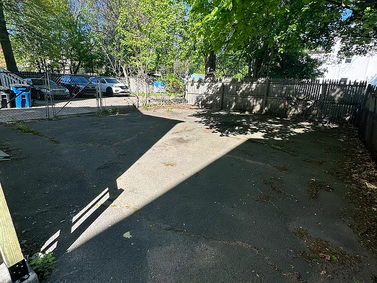 125 Shelton Ave #2A — Photo 25