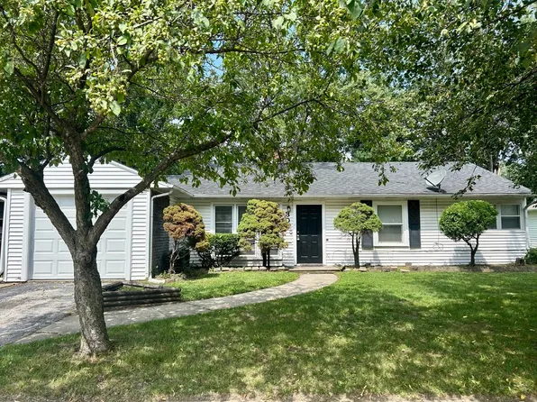 308 Shabbona Dr, Park Forest, IL 60466