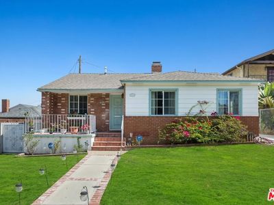 3048 Grand View Blvd, Los Angeles, CA, 90066