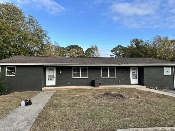 347 4th St SE, Hickory, NC