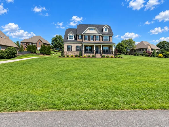 5944 Bakers Point, Hickory, NC 28602