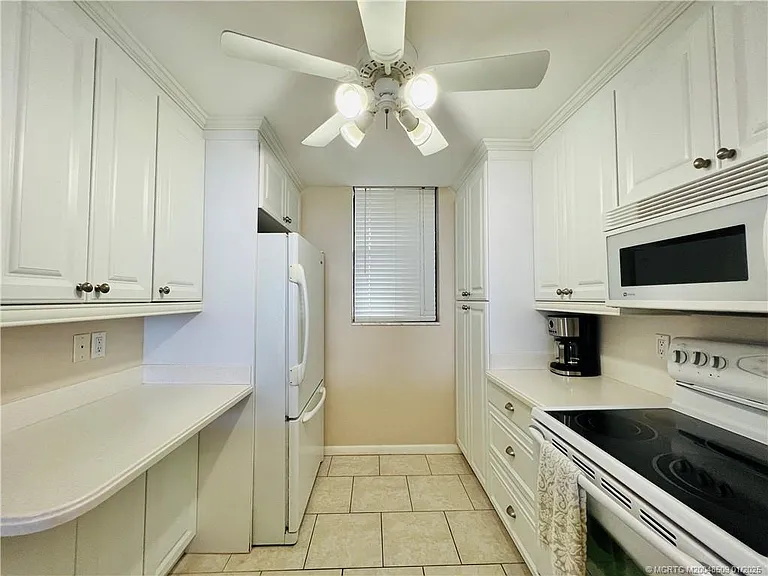9940 S Ocean Dr #703 — Photo 6