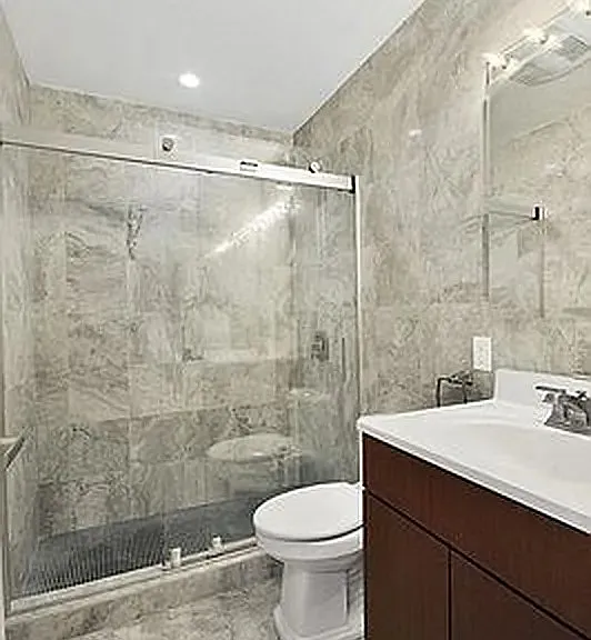 407 E 6th St #3 — Photo 6