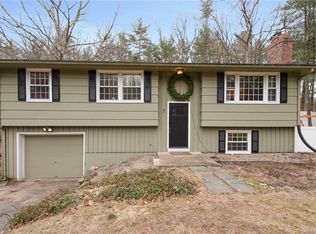 7 Bridlepath Rd, West Simsbury, CT 06092