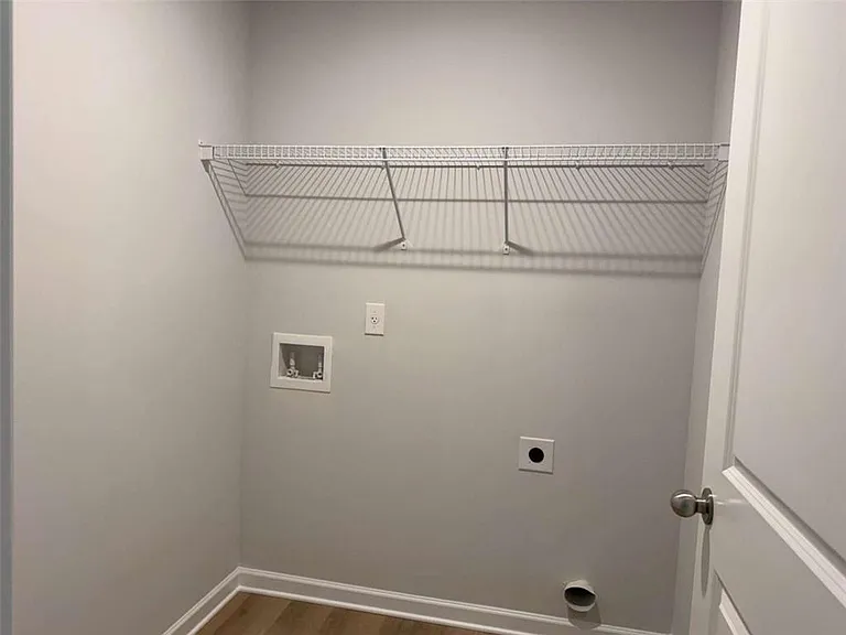 111 Woodside Ct — Photo 18
