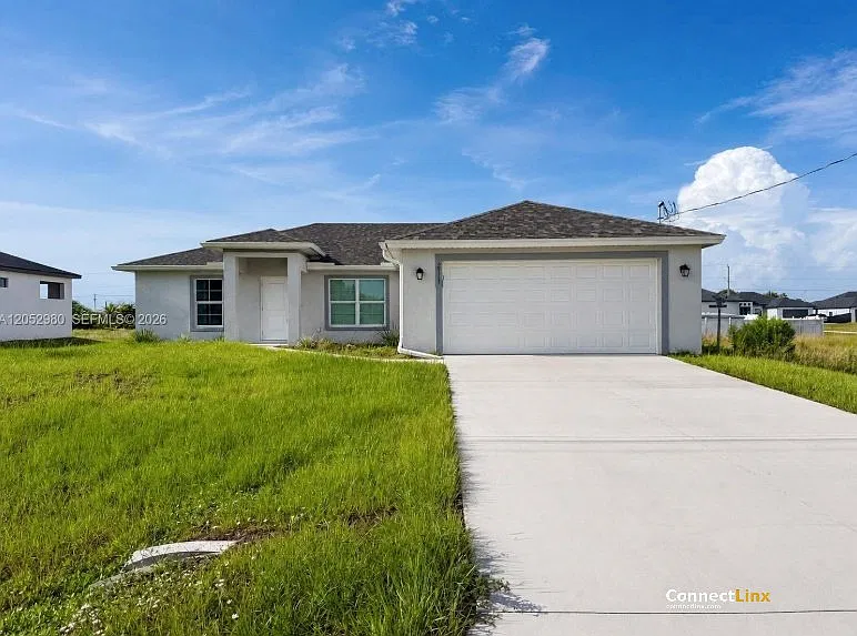 3 bed, 2.0 bath, $2,500 — Photo 1