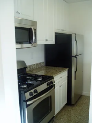 Rented by Symphony House Leasing Office | media 2