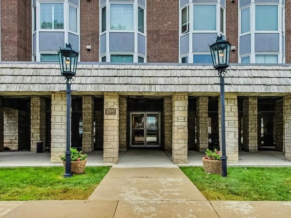 2500 Windsor Mall APT 1M