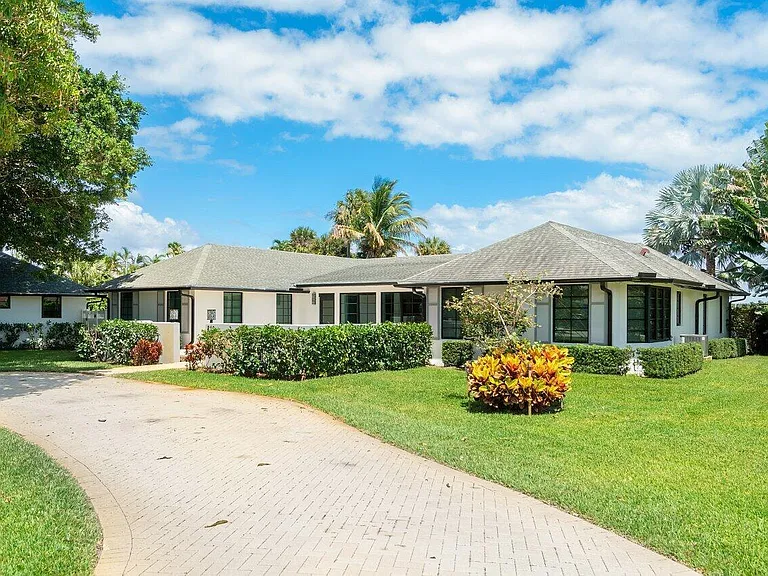 210 S Lake Dr — Photo 44