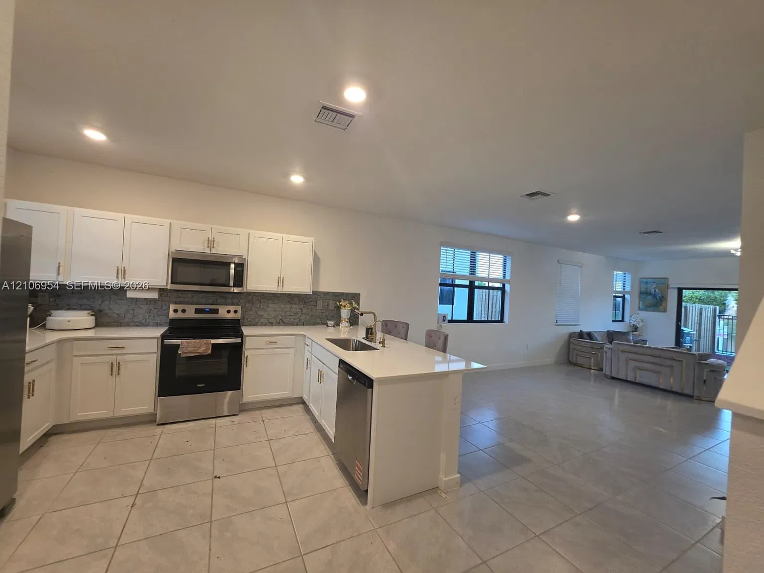 Miami Land And Developmen — Photo 4