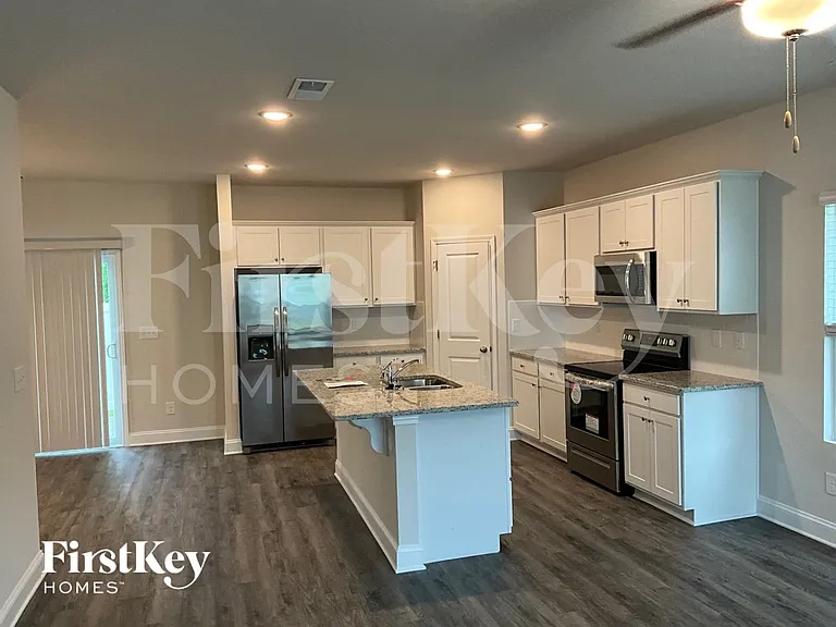 5513 Cobblestone Glen Dr — Photo 4