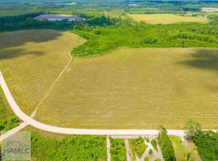 9 Sellers Ln, Baxley, GA 31513