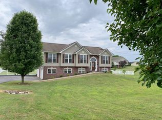 707 Sugar Hollow Rd, Telford, TN 37690