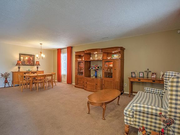4th image of 6524 Avenida Seville NW