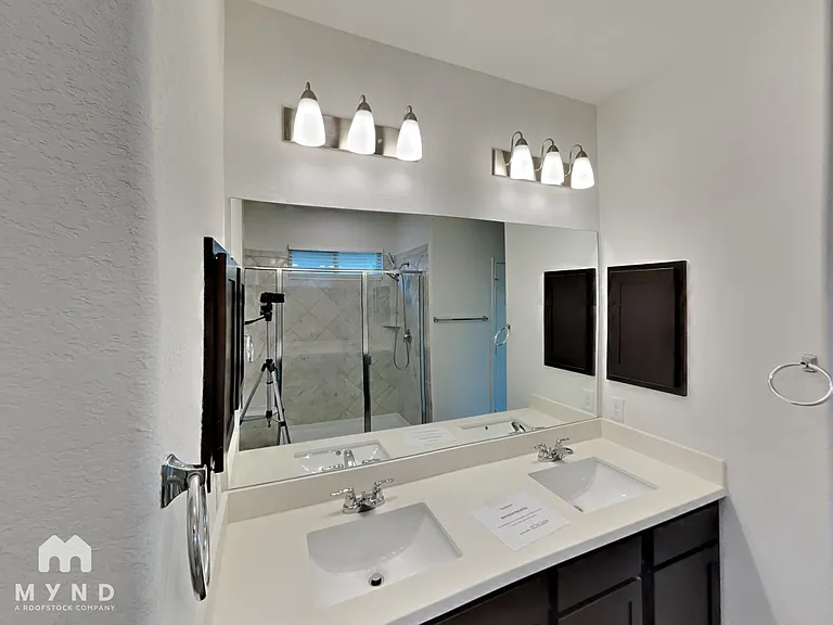 21535 Vista De Cristal — Photo 8