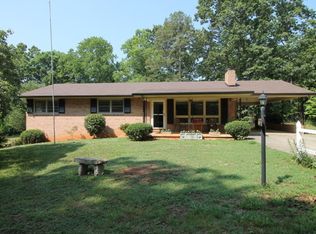 1375 M L Cook Ln, Granite Falls, NC 28630