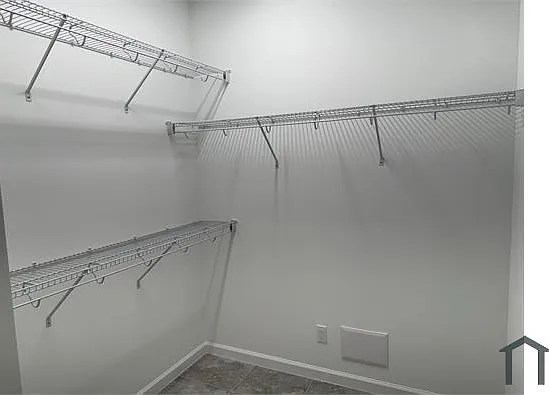 16475 Capilano Ct — Photo 31